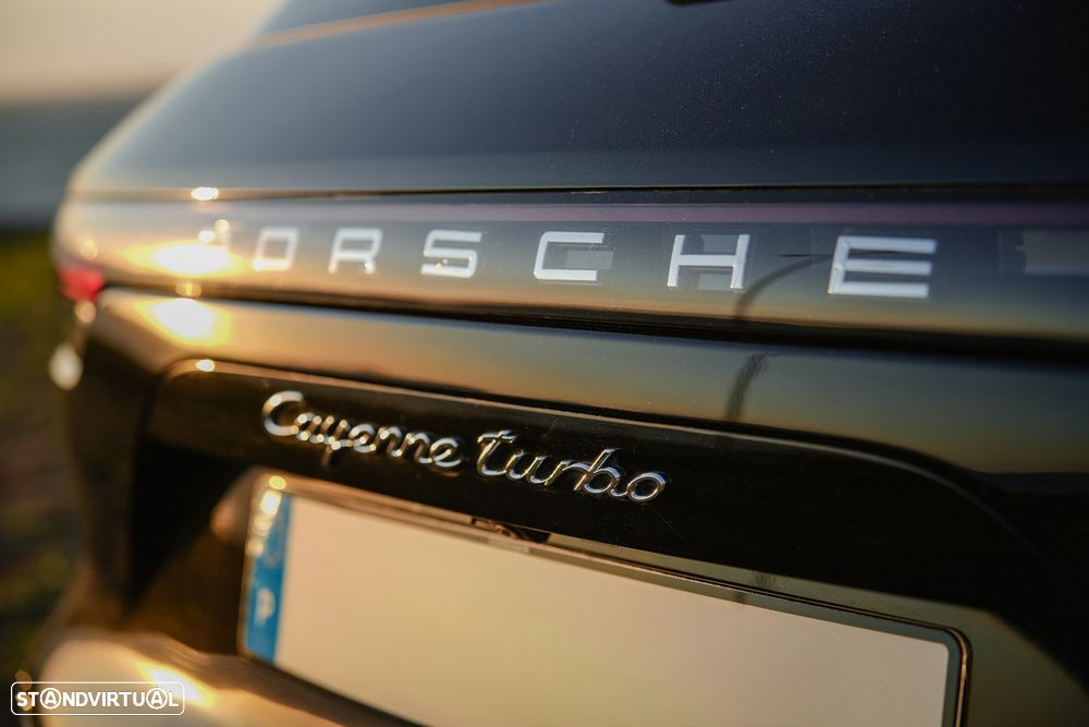 Porsche Cayenne Turbo - 5