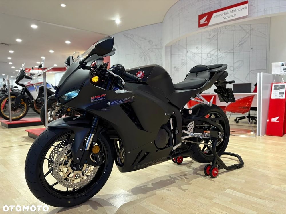 Honda CBR - 7