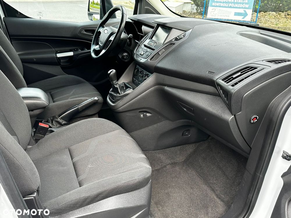 Ford Tourneo Connect Grand - 13