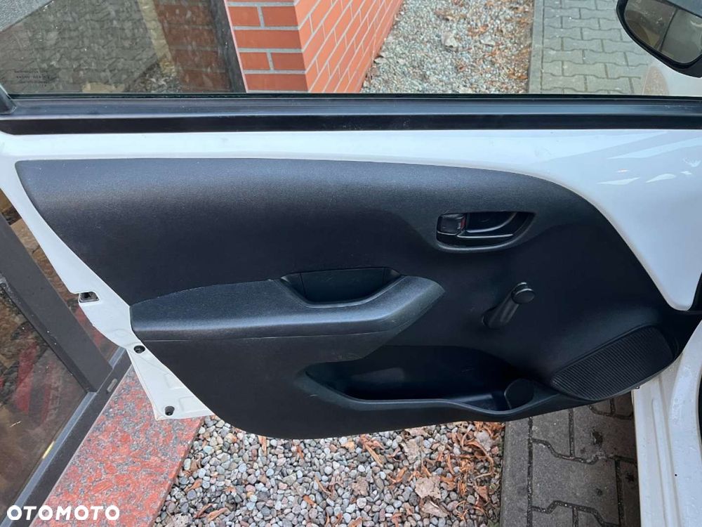 Toyota Aygo 1.0 VVT-i Sprint EU6 - 16