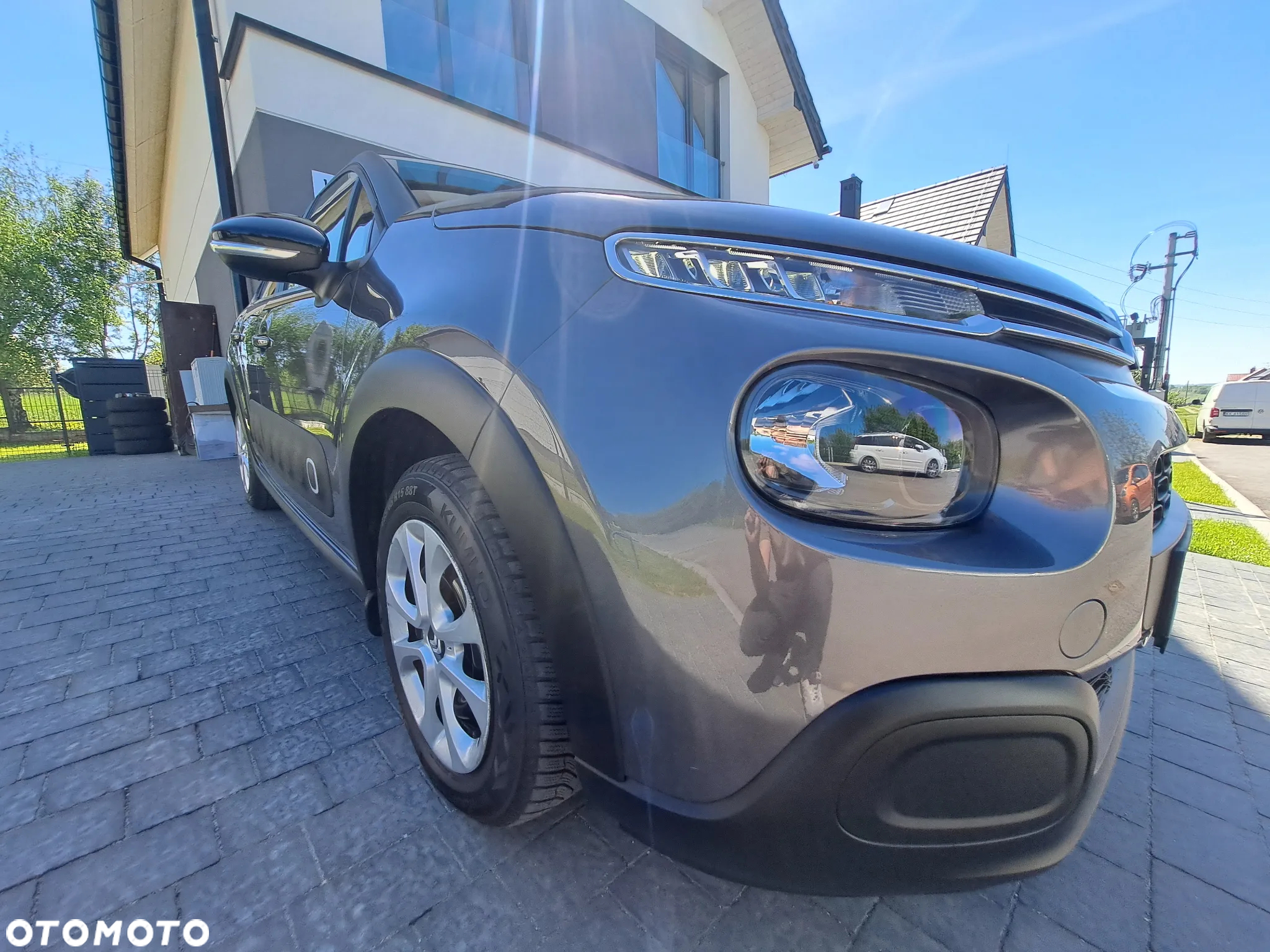 Citroën C3 1.2 PureTech Exclusive - 19