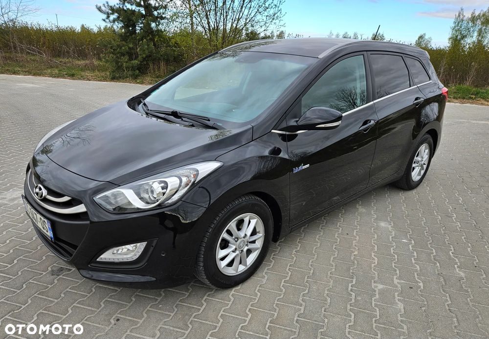 Hyundai i30 1.6 CRDi BlueDrive Premium - 11