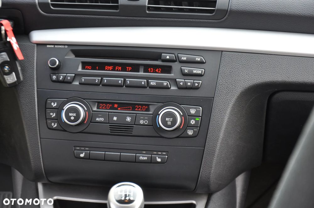 BMW Seria 1 118d - 24