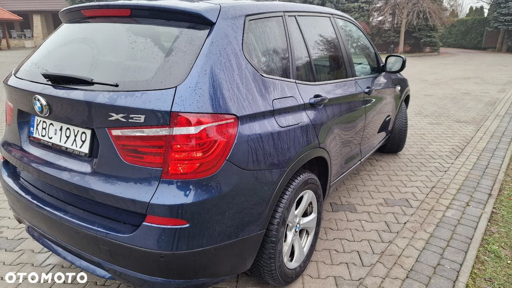 BMW X3 28i xDrive - 4