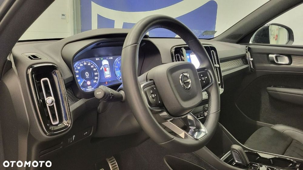 Volvo XC 40 - 12