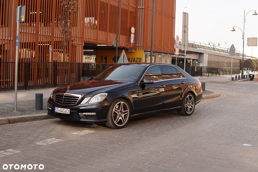 Mercedes-Benz Klasa E 63 AMG - 2