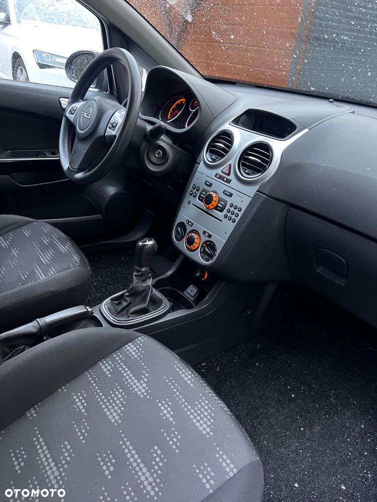 Opel Corsa 1.2 16V Enjoy - 7