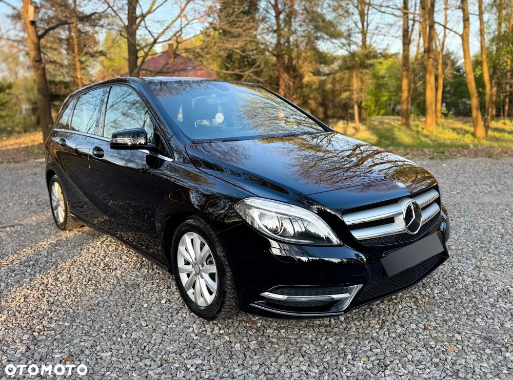 Mercedes-Benz Klasa B 180 7G-DCT - 2