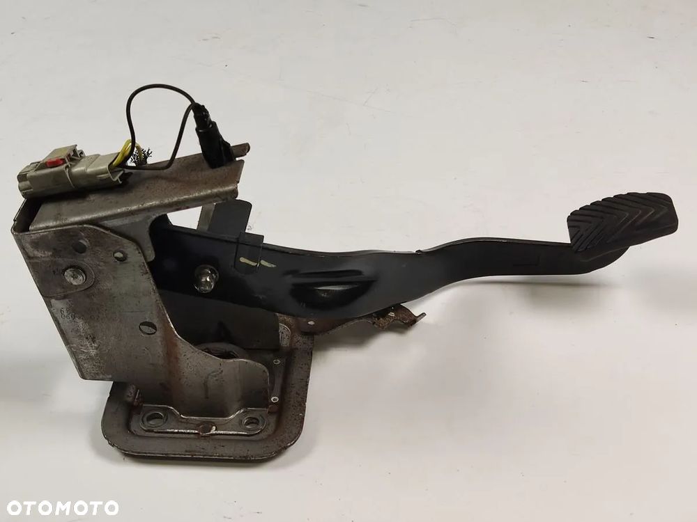 JEEP COMPASS 2.0 CRD 07-10r Pedał Sprzęgła - 2