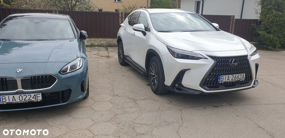 Lexus NX 350h Prestige AWD - 18