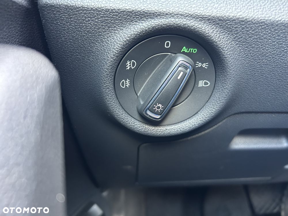 Skoda Kamiq 1.0 TSI Style DSG - 28