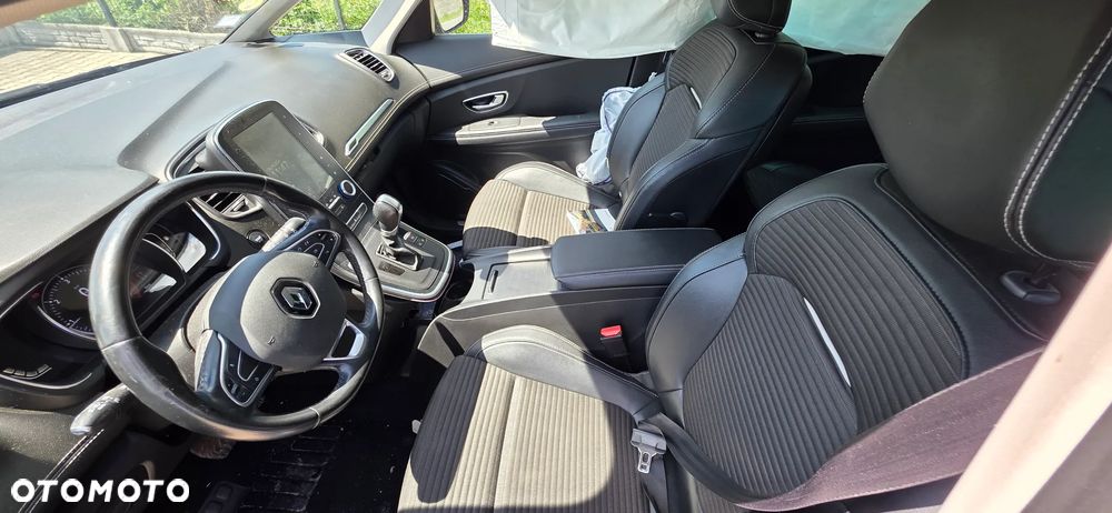 Renault Scenic 1.5 dCi Intens EDC - 14