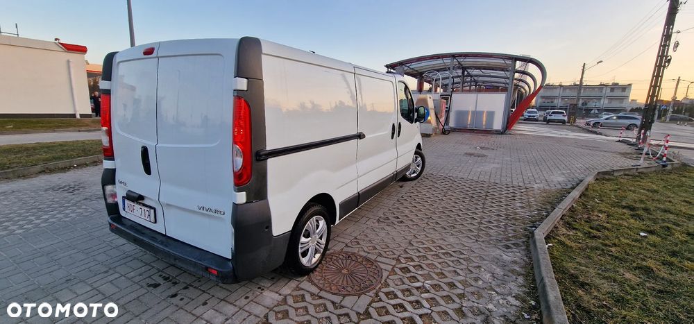 Opel Vivaro - 5