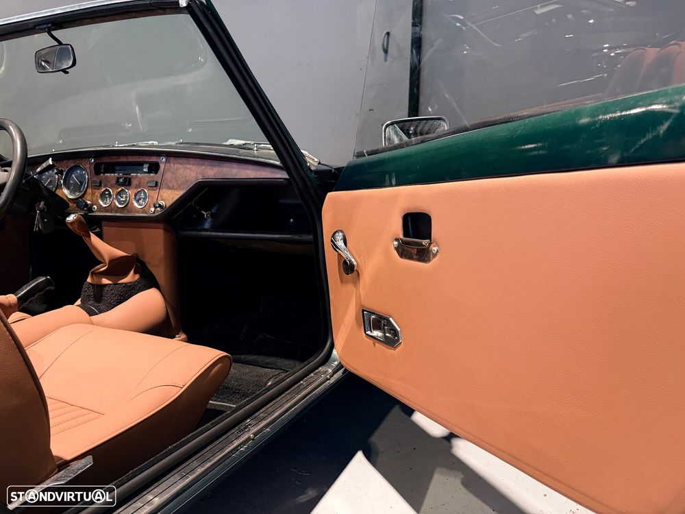 Triumph Spitfire - 18