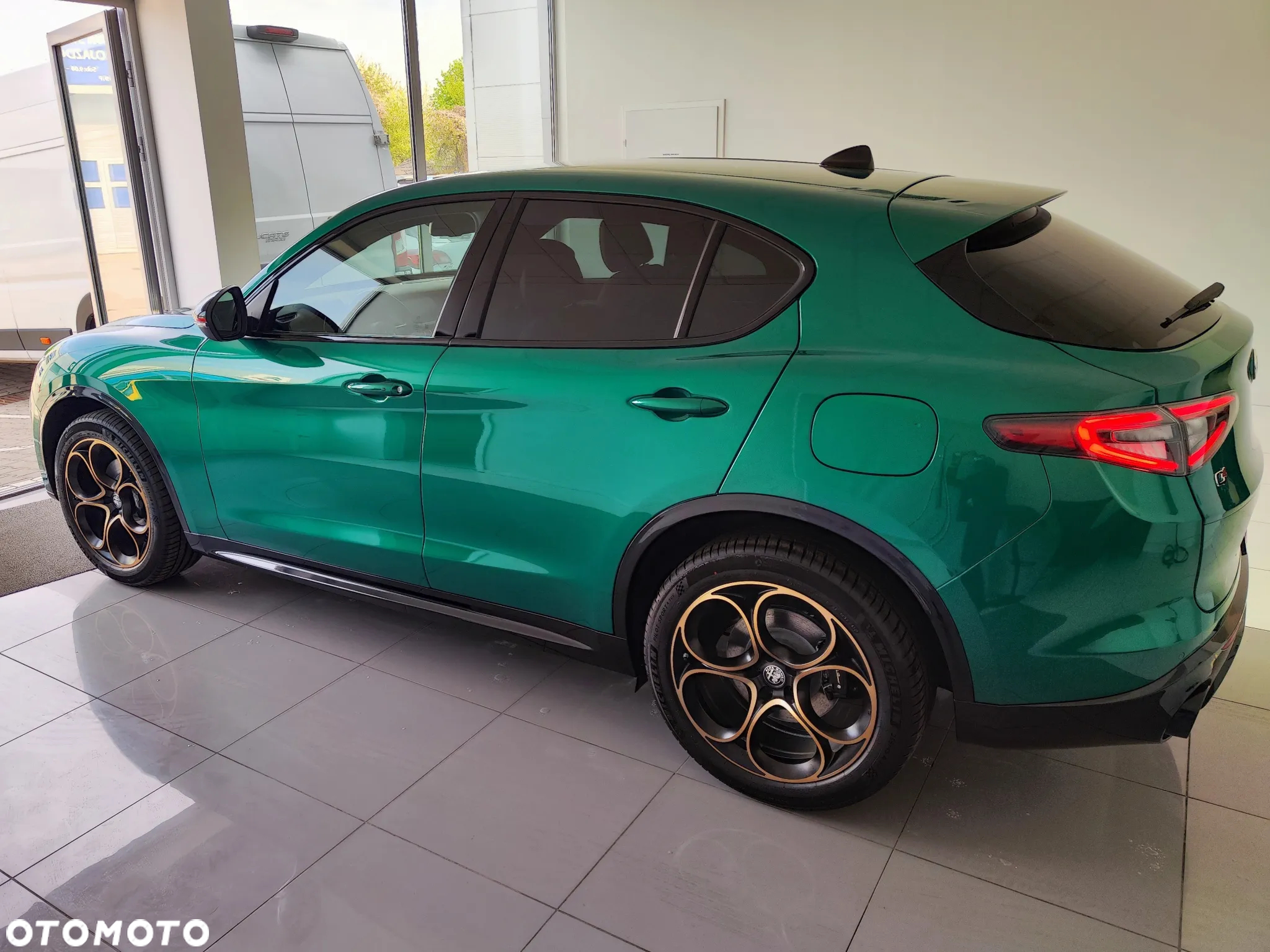 Alfa Romeo Stelvio 2.0 Turbo Intensa Q4 - 11