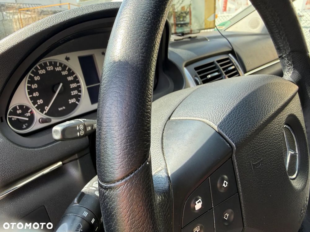 Mercedes-Benz Klasa B 200 Autotronic Special Edition - 12