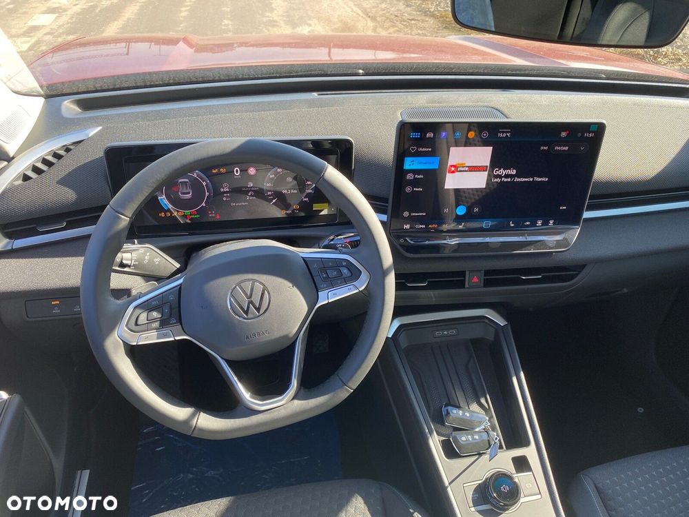 Volkswagen T-Roc - 12