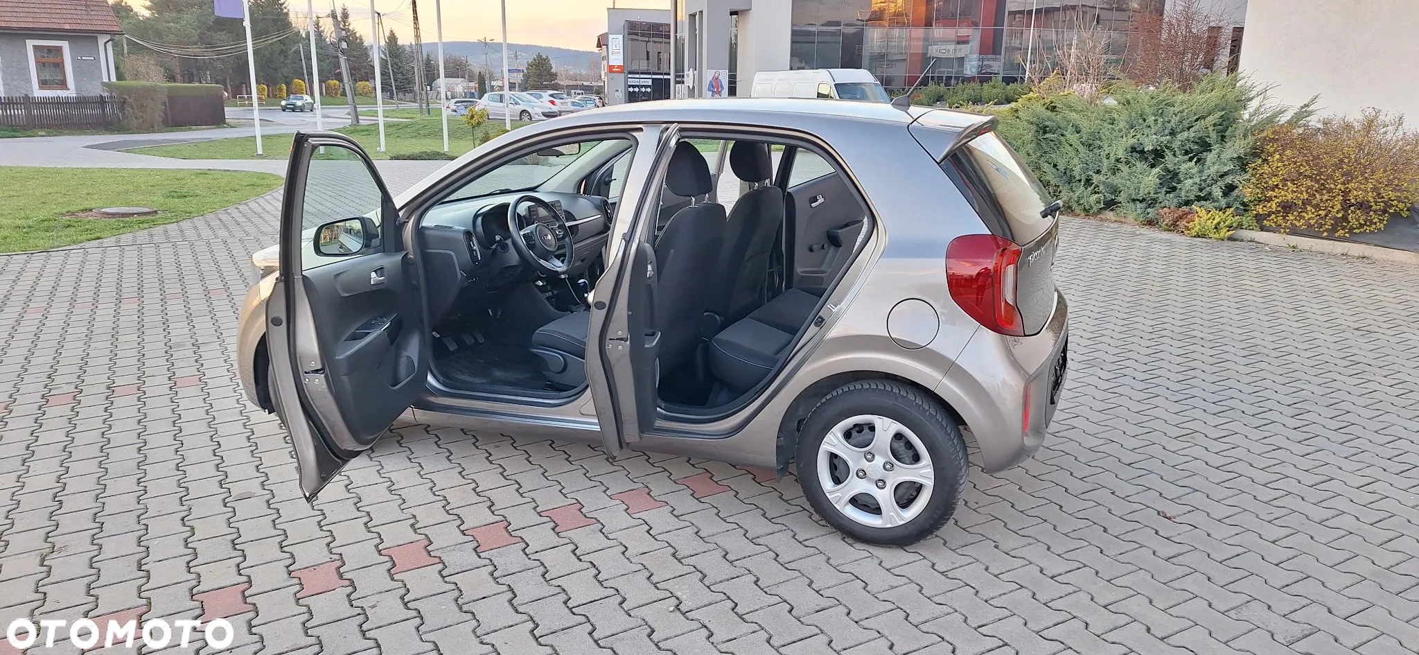 Kia Picanto - 21