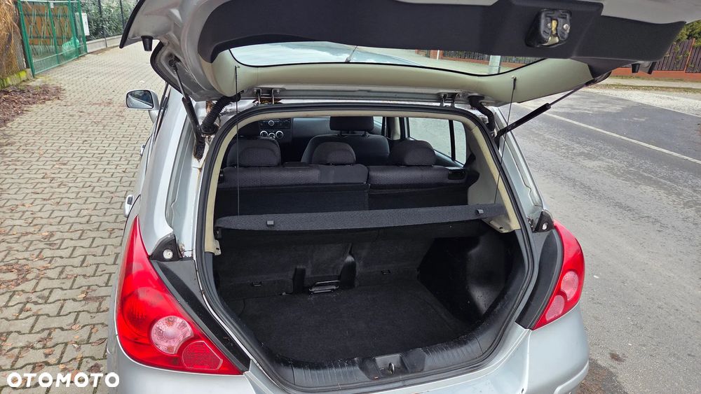 Nissan Tiida 1.8 acenta - 24