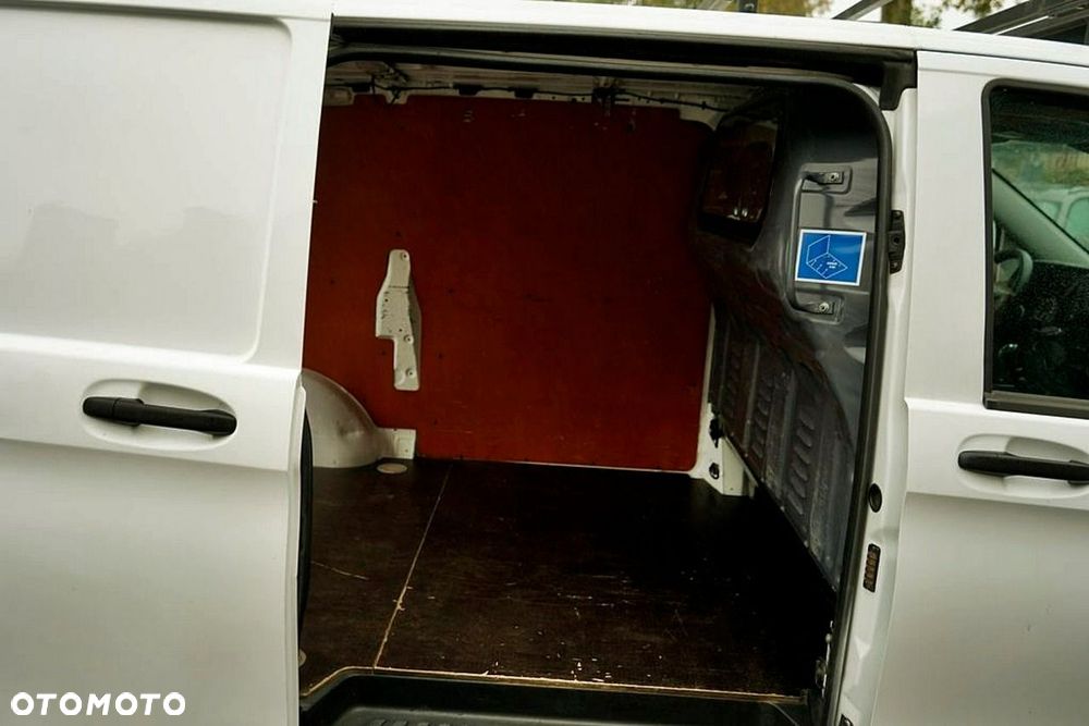 Mercedes-Benz Vito - 20