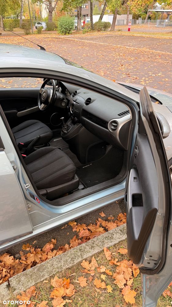 Mazda 2 - 12