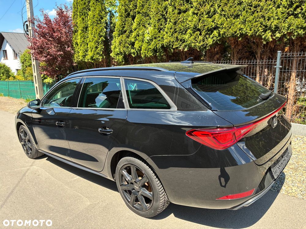 Seat Leon 1.4 e-Hybrid DSG FR Plus - 3