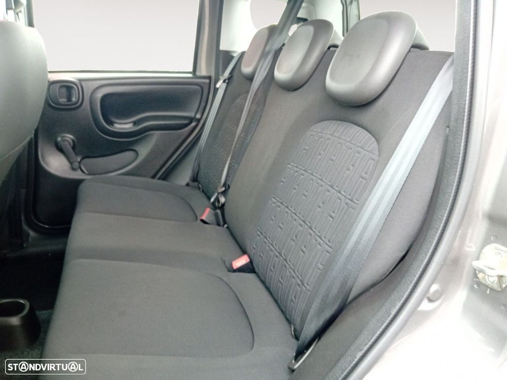 Fiat Panda 1.0 Hybrid (RED) - 13