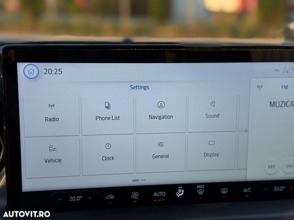 FORD Focus 2023 — imagine 20