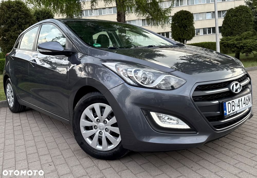 Hyundai i30 blue 1.6 CRDi Passion - 17
