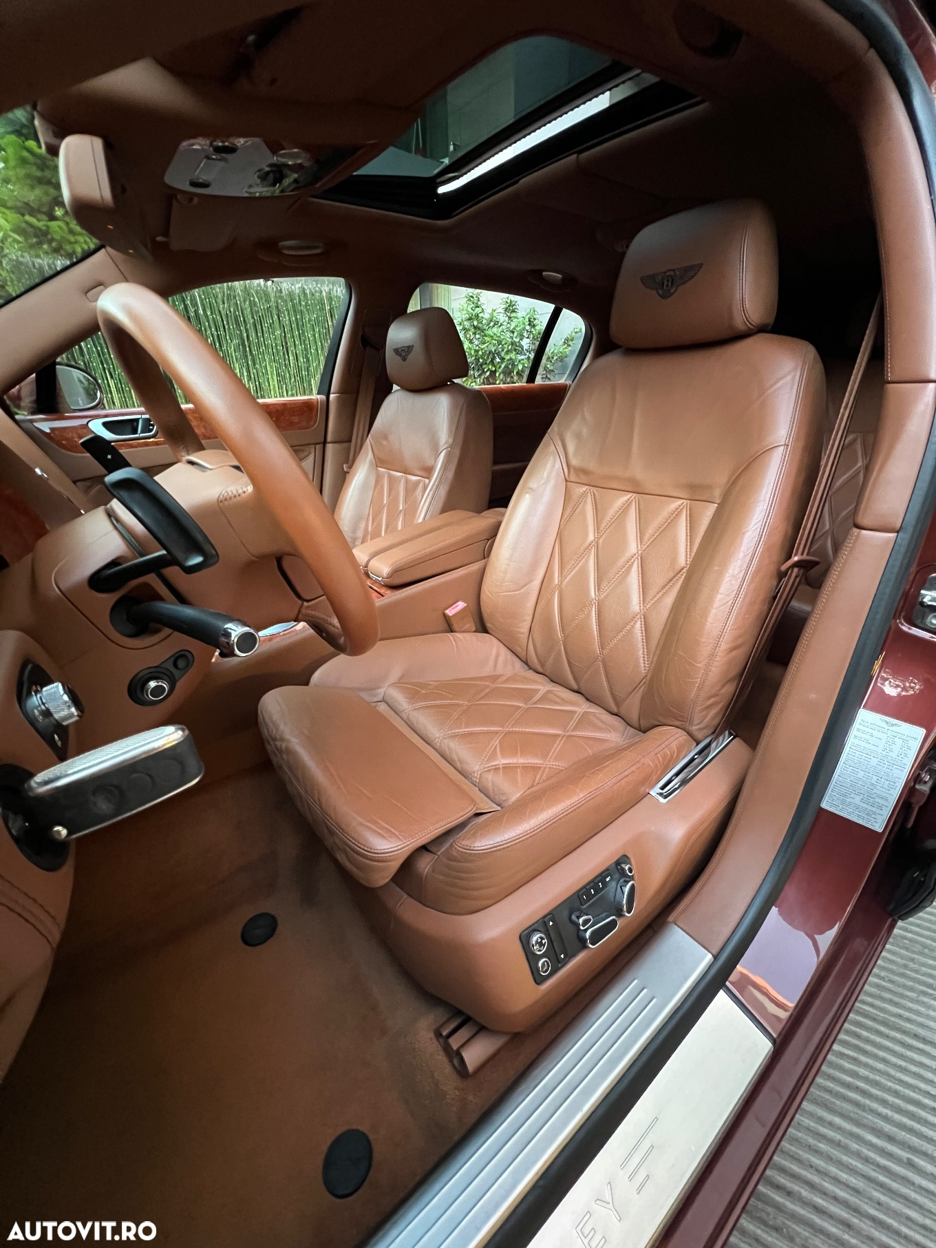 Bentley Flying Spur - 17