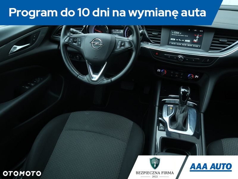 Opel Insignia - 8