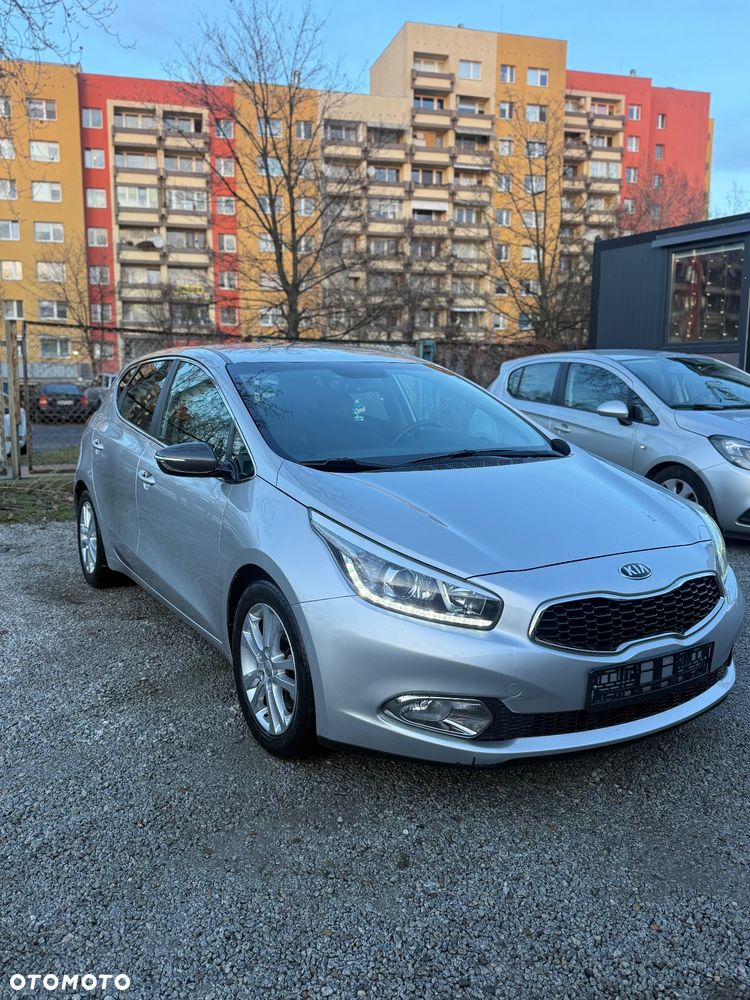 Kia Ceed 1.6 CRDi M - 8