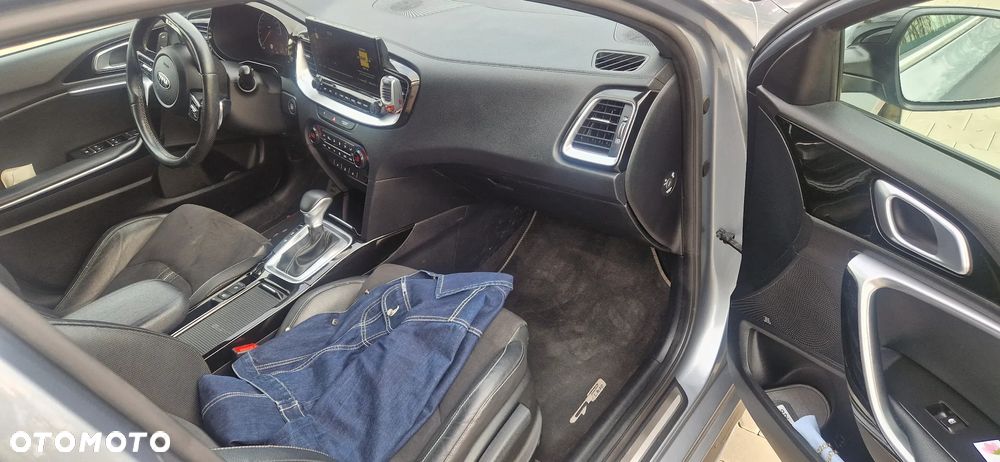 Kia ProCeed 1.6 CRDi GT Line DCT - 11