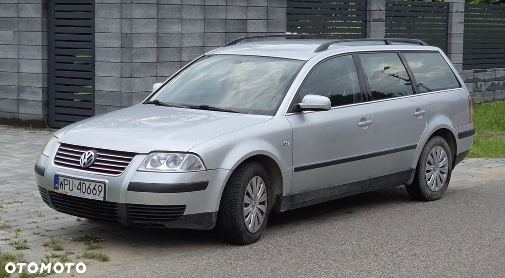 Volkswagen Passat 1.9 TDI Basis - 1