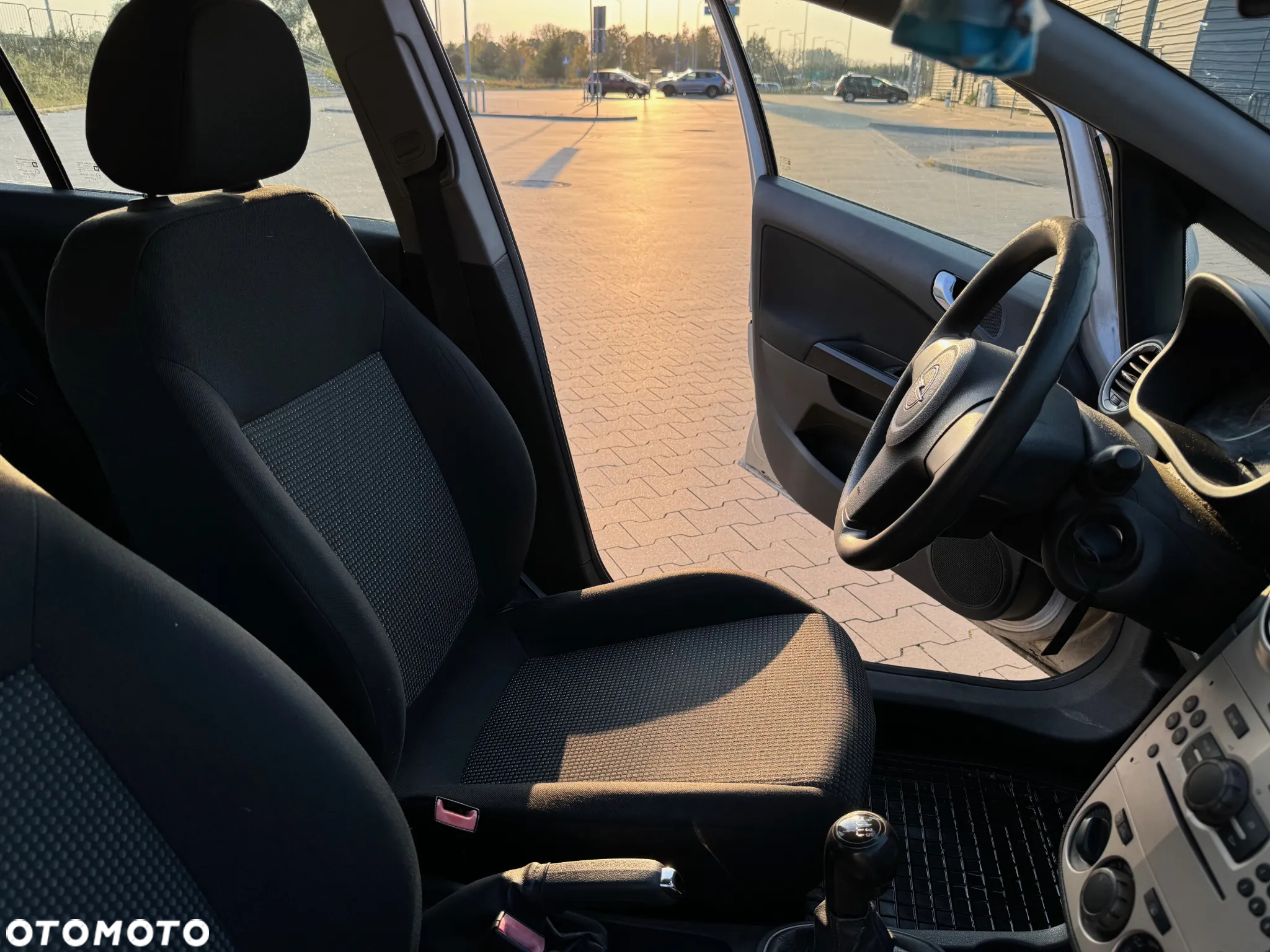 Opel Corsa - 10
