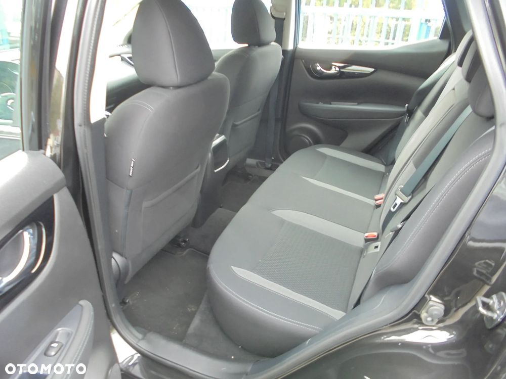 Nissan Qashqai 1.3 DIG-T N-WAY - 9