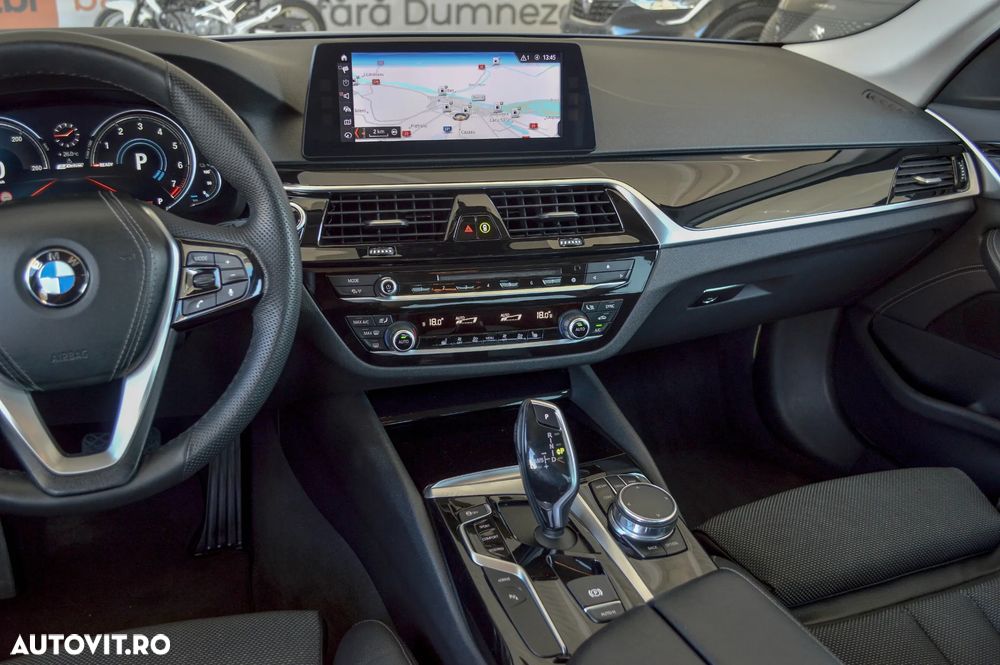 BMW Seria 5 530e AT PHEV - 38