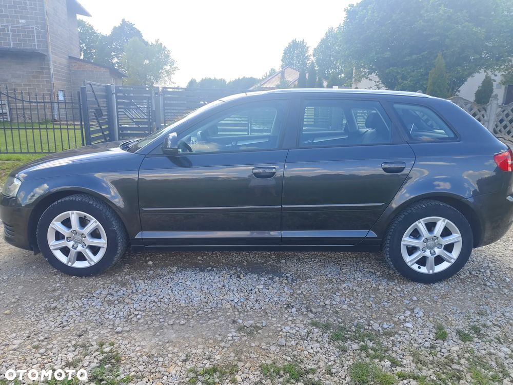 Audi A3 Sportback 1.4 TFSI Attraction - 8