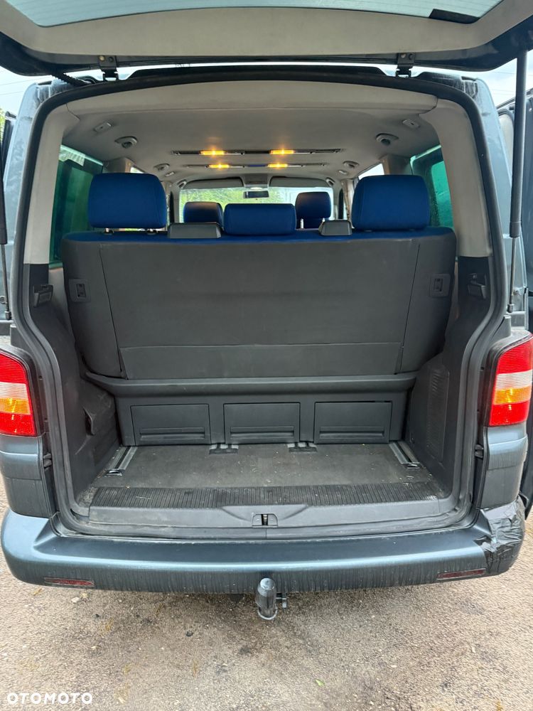 Volkswagen Multivan - 19
