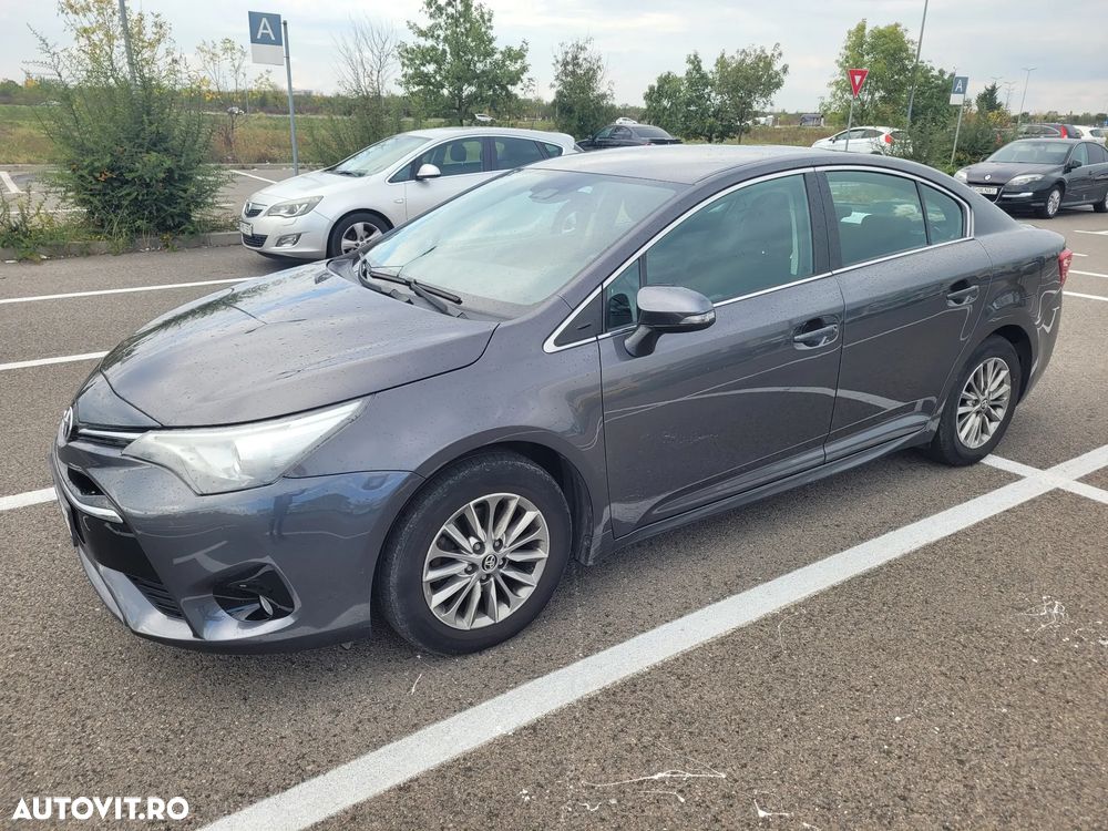 Toyota Avensis 1.8 Multidrive S Executive - 2