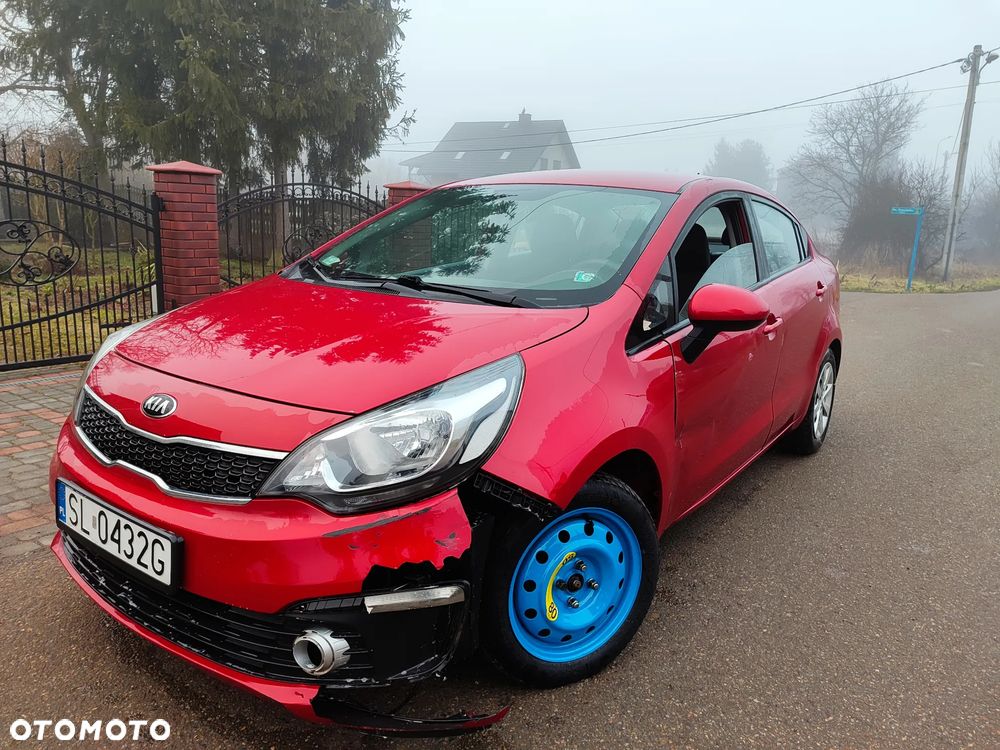 Kia Rio 1.4 M - 8