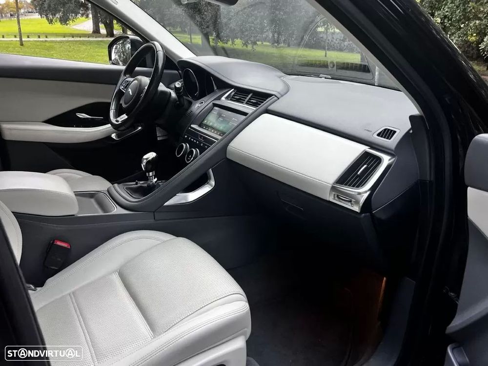 Jaguar E-Pace 2.0 i4D R-Dynamic S - 42