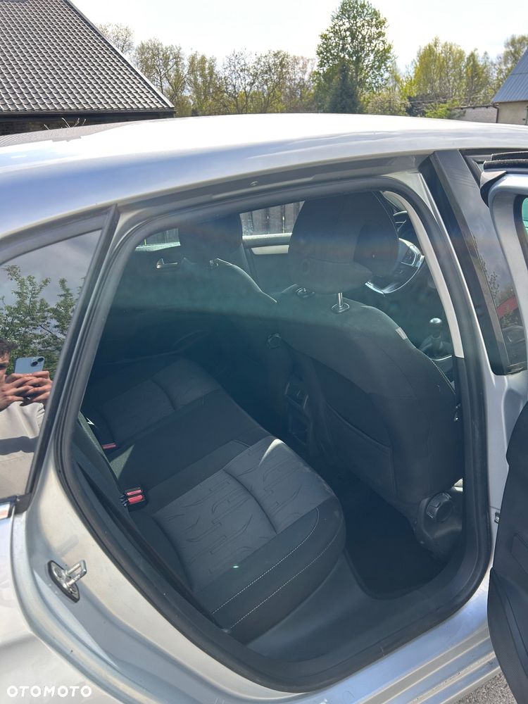 Citroën C4 HDi 90 Tendance - 13