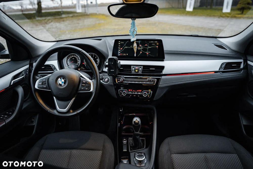BMW X2 sDrive18i - 32