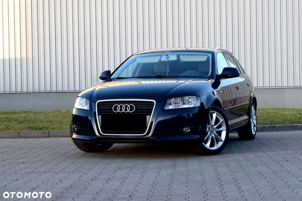 Audi A3 Sportback 1.6 S line Sportpaket plus - 1