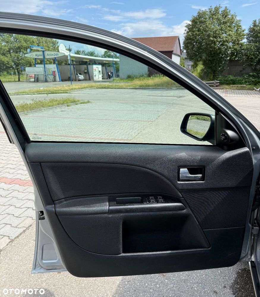 Ford Mondeo - 10