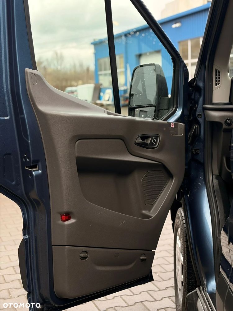 Ford E-Transit - 22