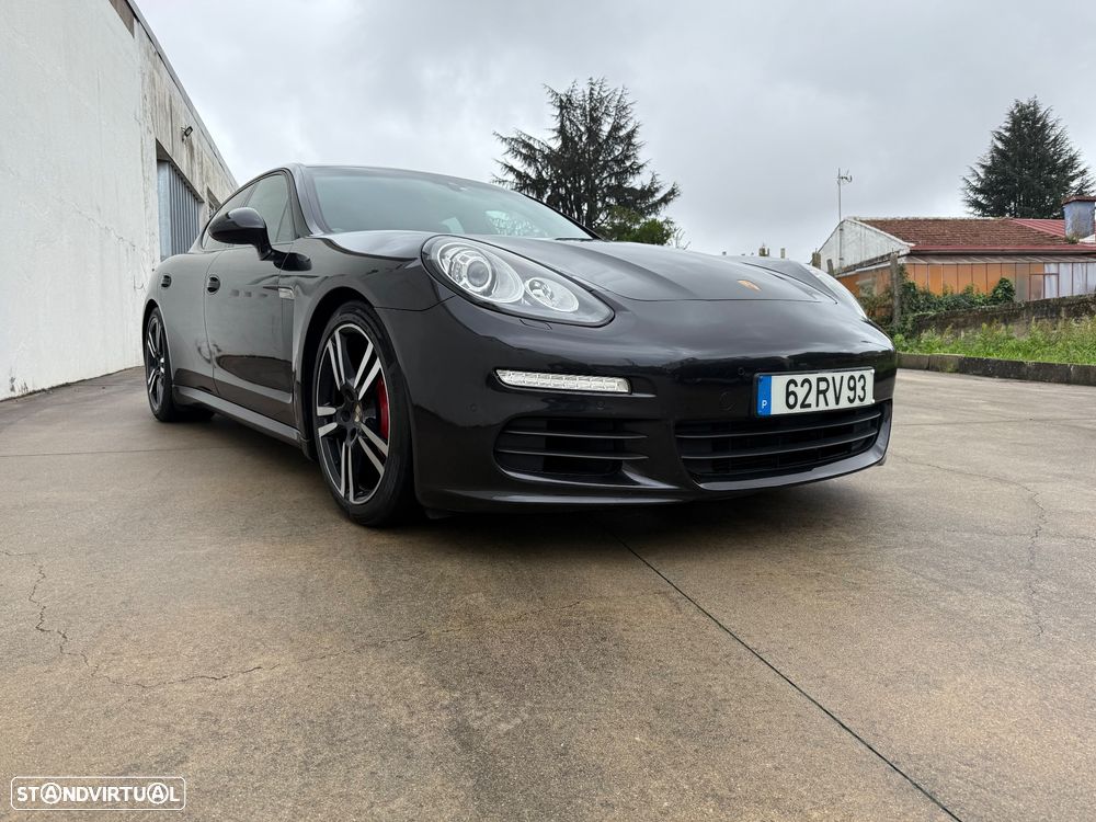 Porsche Panamera Edition - 4