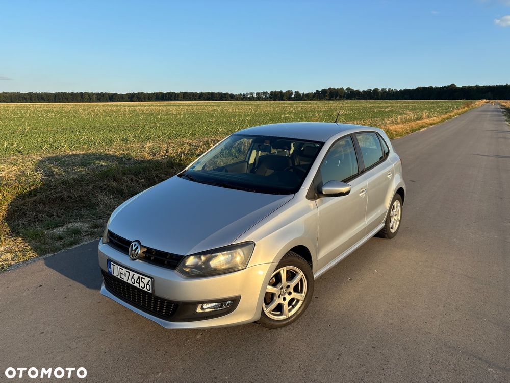 Volkswagen Polo 1.4 16V Trendline - 1