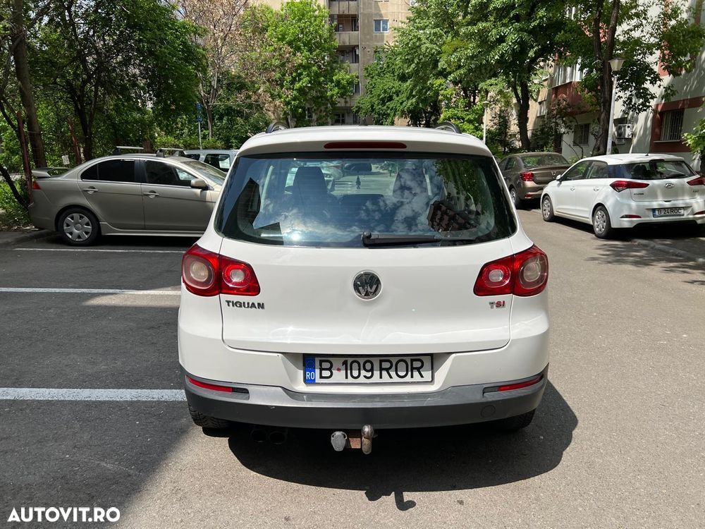 Volkswagen Tiguan - 3